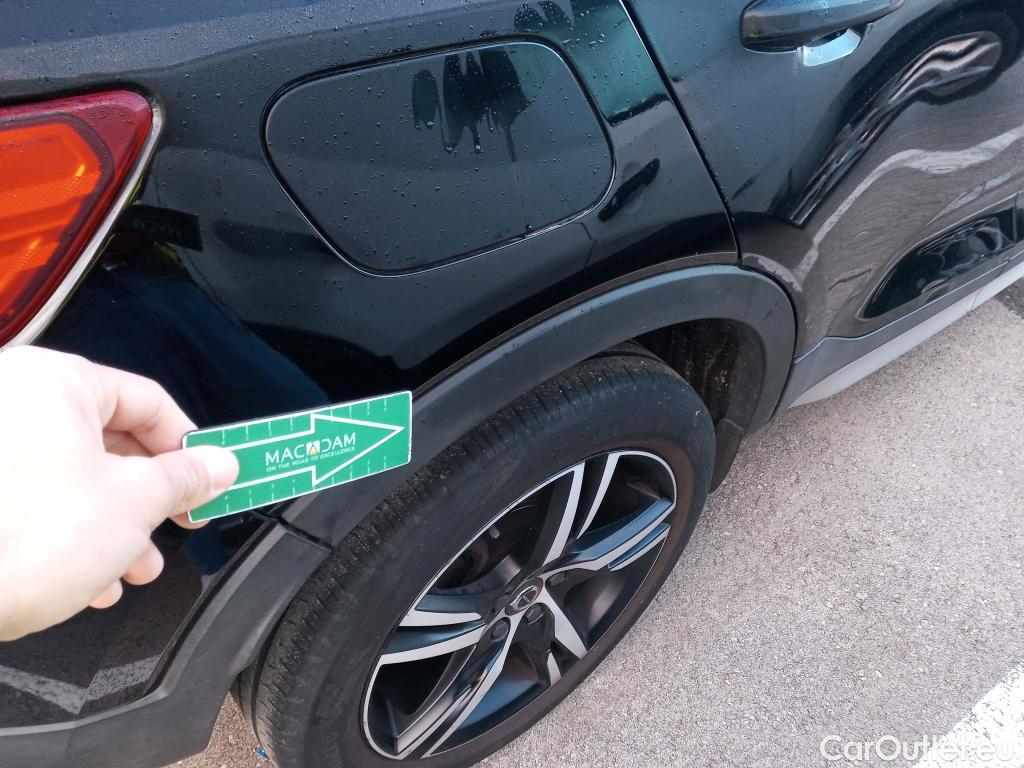  Volvo  XC 40 VOLVO XC40 / 2017 / 5P / todoterreno 1.5 T5 Twin Recharge R-Design Auto #30