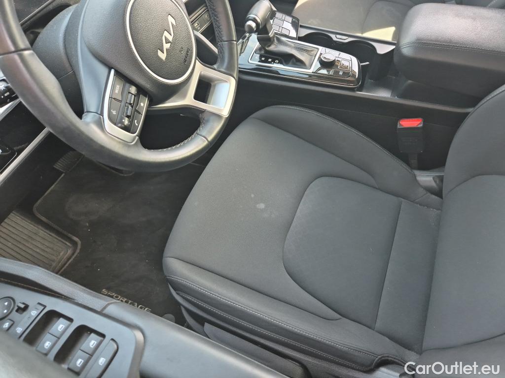  KIA  Sportage  Business 1.6 CRDi 135CV AT7 E6d #25