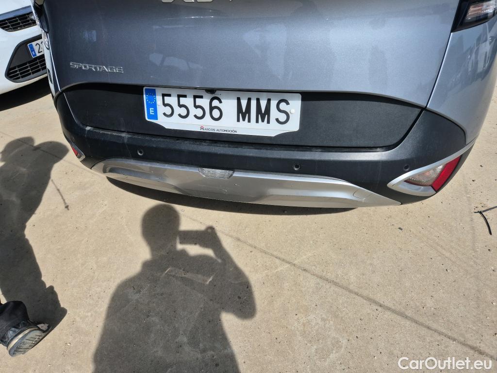  KIA  Sportage  Business 1.6 CRDi 135CV AT7 E6d #16