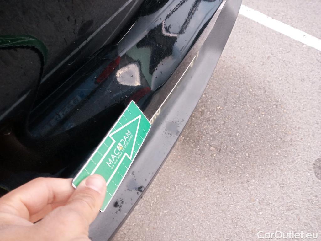  Volvo  XC 40 VOLVO XC40 / 2017 / 5P / todoterreno 1.5 T5 Twin Recharge R-Design Auto #25