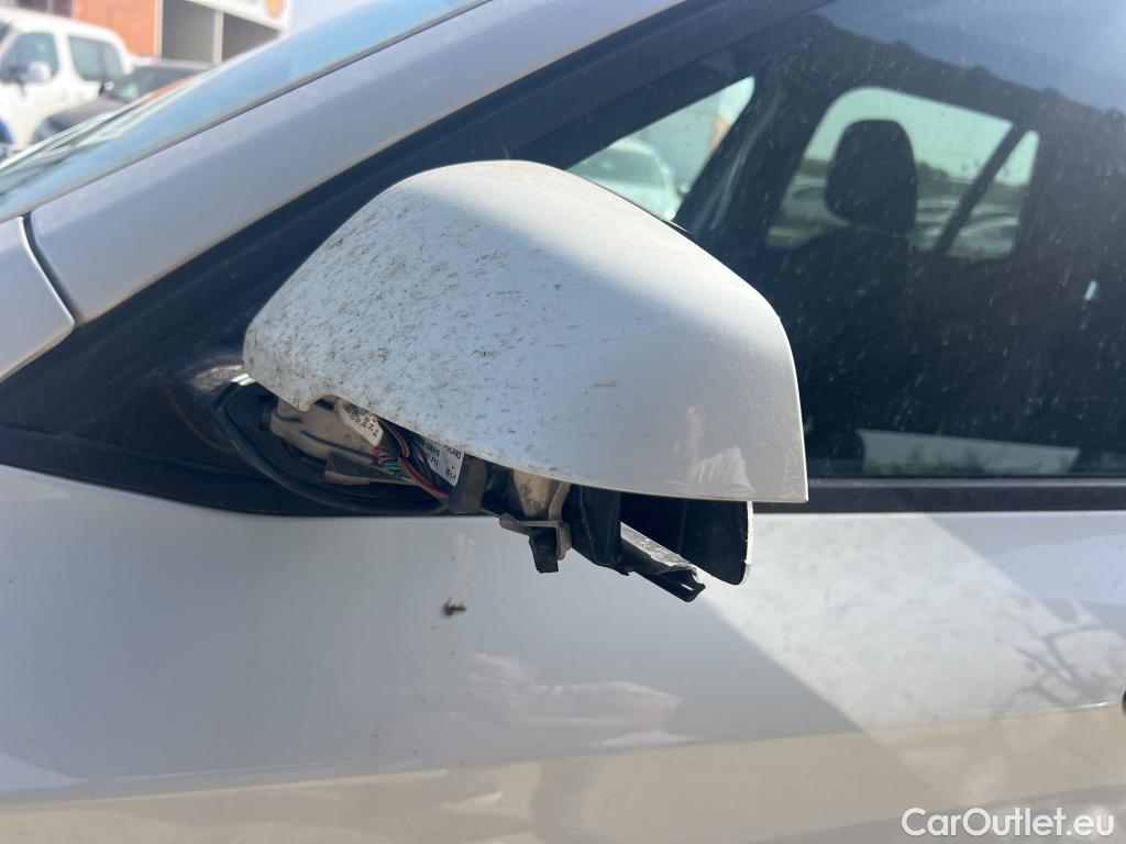  Bmw  X1 BMW  / 2019 / 5P / todoterreno sDrive18dA Corporate (AC4) #4