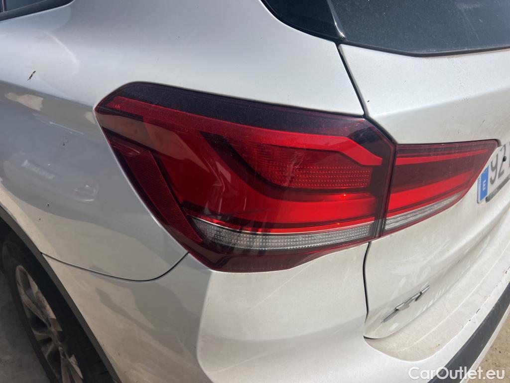  Bmw  X1 BMW  / 2019 / 5P / todoterreno sDrive18dA Corporate (AC4) #35