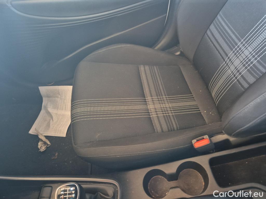  Hyundai  i20 HYUNDAI  / 2020 / 5P / berlina con portón 1.0 TGDI 74kW (100CV) 48V Essence #47