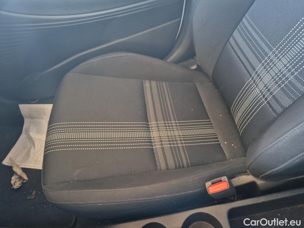  Hyundai  i20 HYUNDAI  / 2020 / 5P / berlina con portón 1.0 TGDI 74kW (100CV) 48V Essence #1