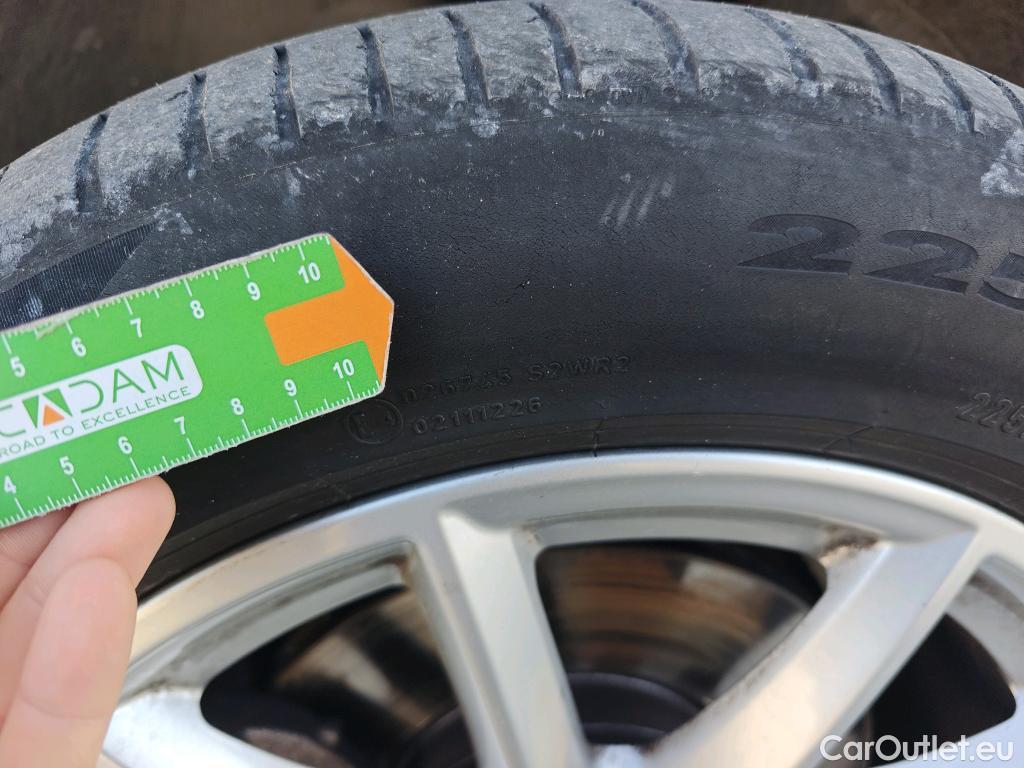  Bmw  X1 BMW  / 2019 / 5P / todoterreno sDrive18d #3