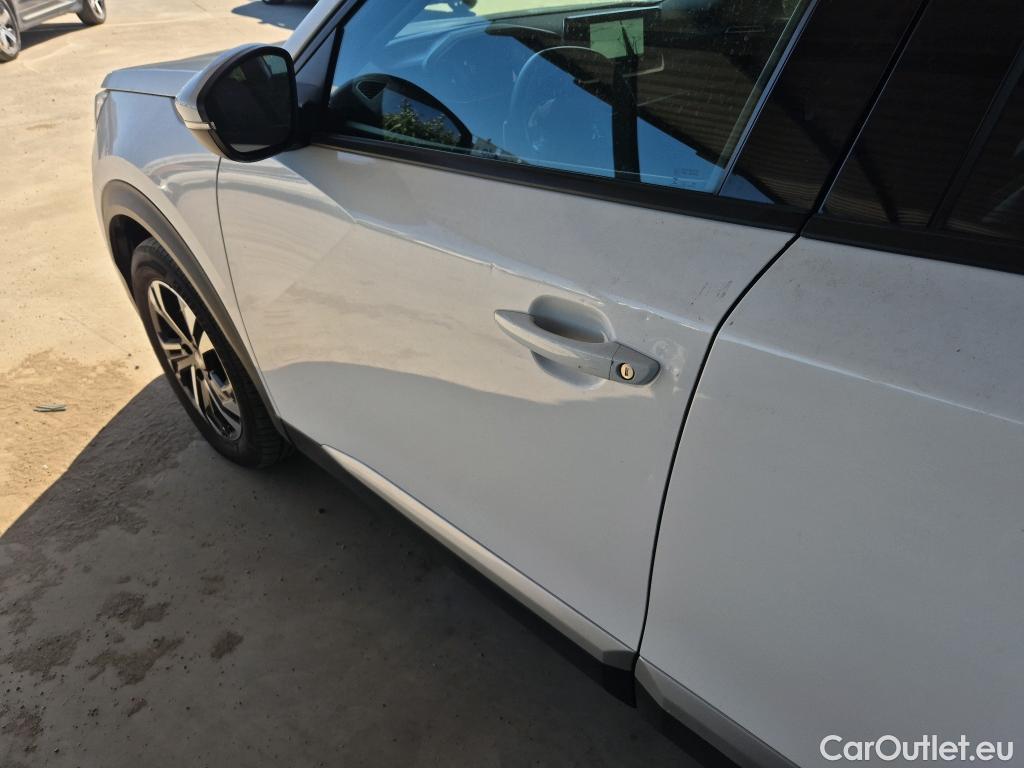  Peugeot  2008 PEUGEOT  / 2019 / 5P / todoterreno Allure Pack BlueHDI 130 S&S EAT8 #32