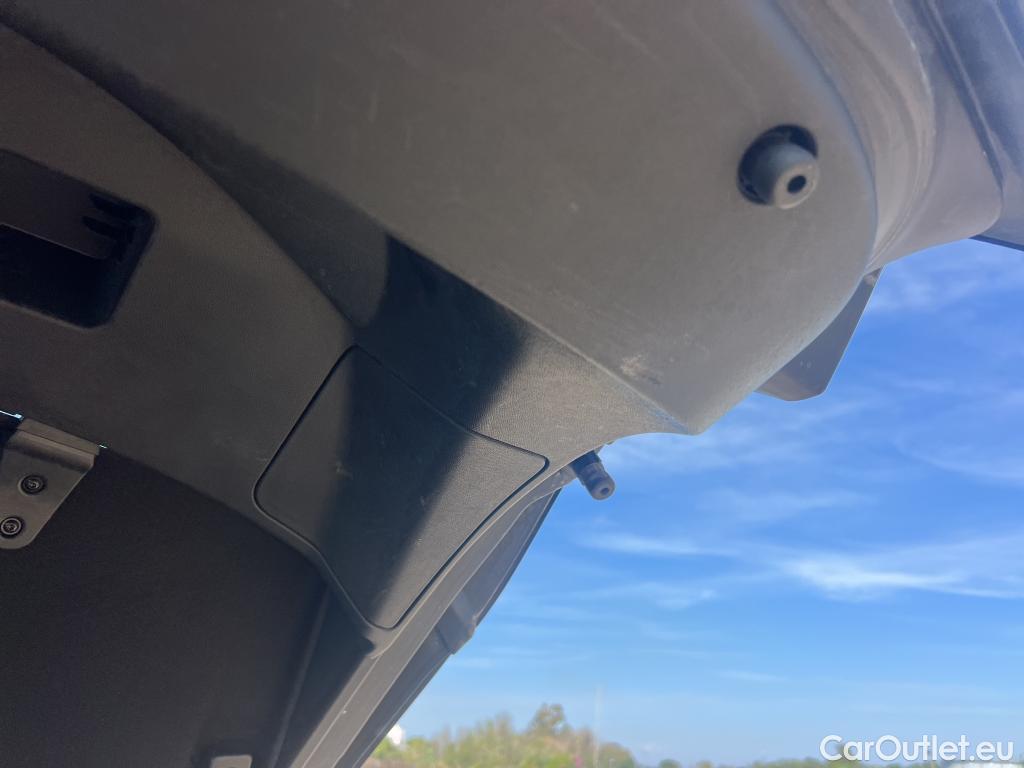  Peugeot  508 PEUGEOT  / 2018 / 5P / berlina con portón 5P Active Pack BlueHDi 130 S&S EAT8 (AC) #9