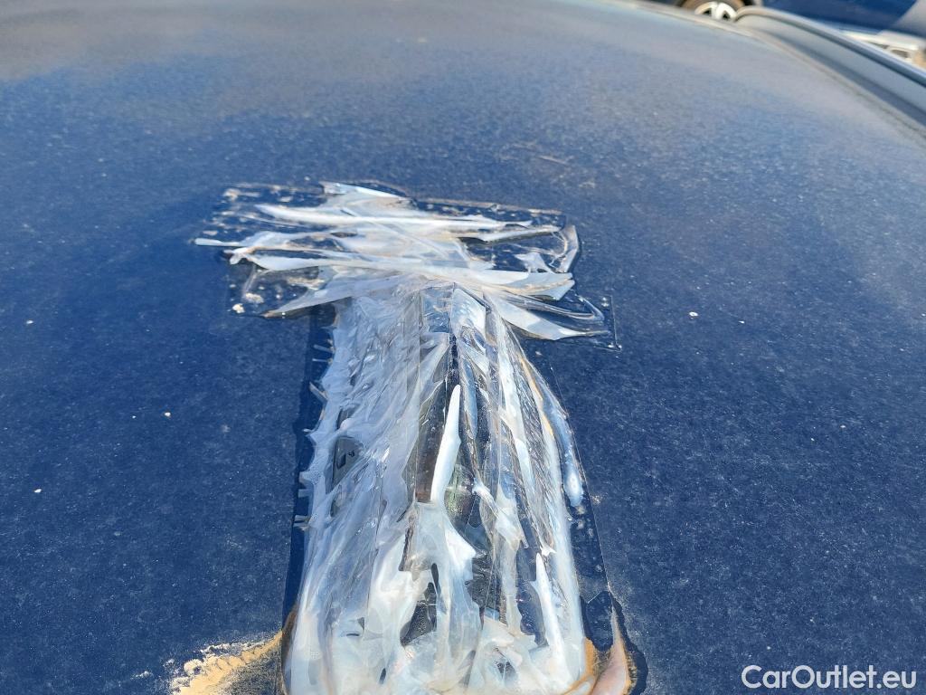  Volvo  XC 40 VOLVO XC40 todoterreno 1.5 T5 Twin Recharge Inscription Ex Auto 260 CV 10 kWh  #2