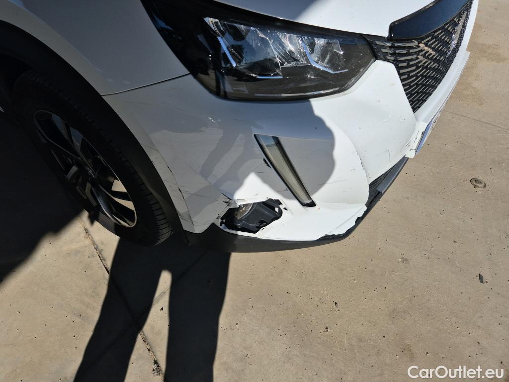  Peugeot  2008 PEUGEOT  / 2019 / 5P / todoterreno Allure Pack BlueHDI 130 S&S EAT8 #7