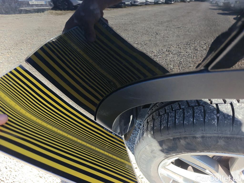  Bmw  X2 BMW  sDrive18i (CX3) #20