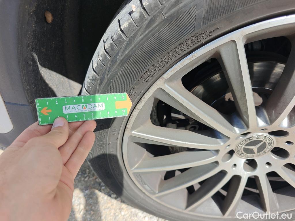  Mercedes  G-Klasee MERCEDES-BENZ Clase GLC / 2019 / 5P / todoterreno GLC 220 d 4MATIC #12