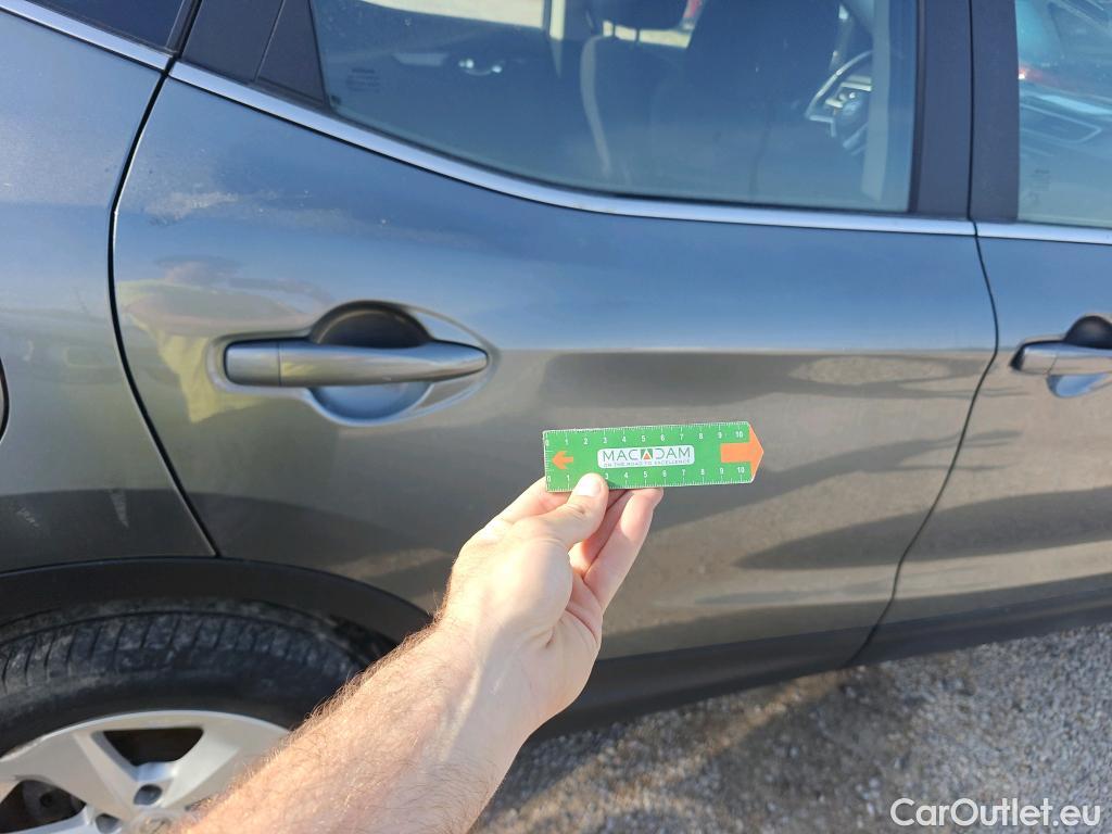  Nissan  Qashqai NISSAN  / 2017 / 5P / todoterreno dCi 85 kW (115 CV) E6D ACENTA #42