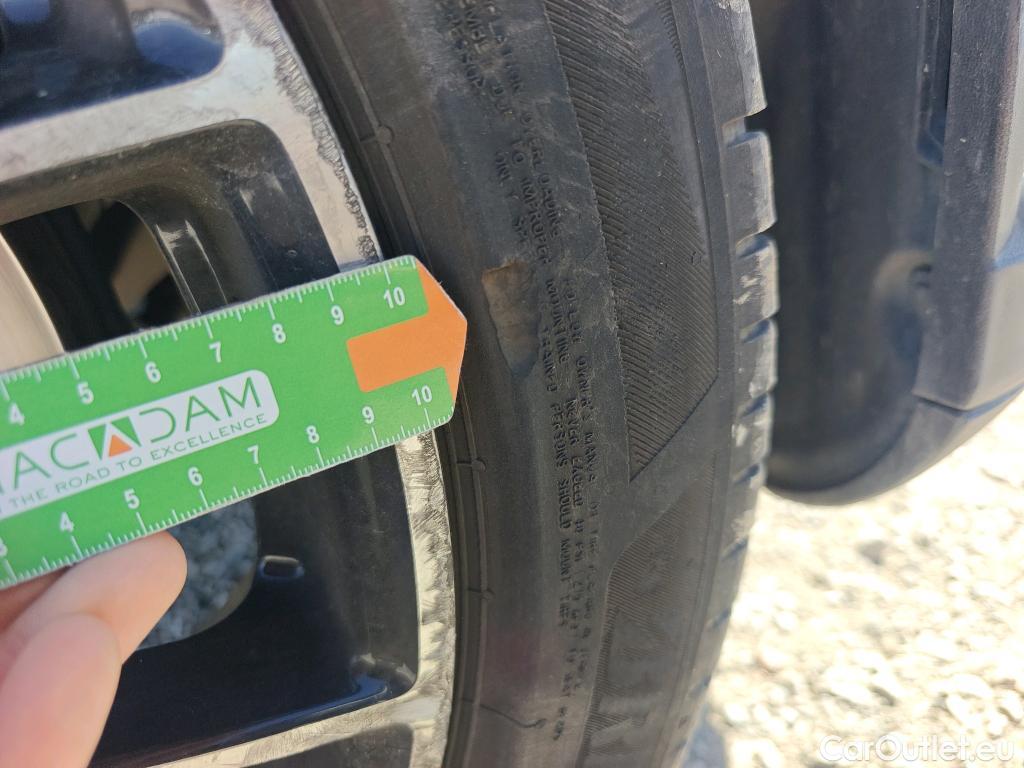  Mercedes  G-Klasee Clase GLC GLC 300 de 4Matic 2.0 AMG Line 305CV AT9 E6d #Opcionales 8950 €# #9