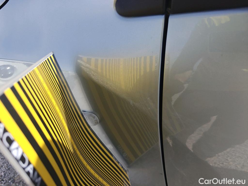  Dacia  Lodgy DACIA  / 2012 / 5P / monovolumen compacto Comfort Blue dCi 70kW (95CV) 5Pl - 18 #19