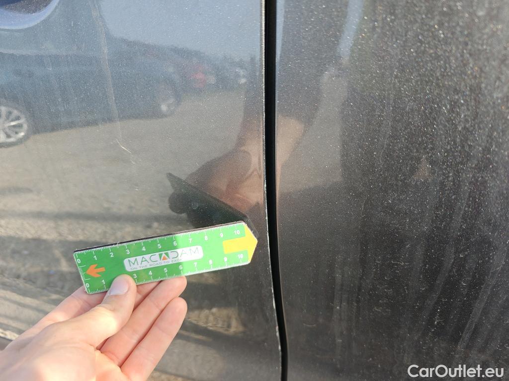  Nissan  Qashqai NISSAN  / 2017 / 5P / todoterreno dCi 85 kW (115 CV) E6D ACENTA #20