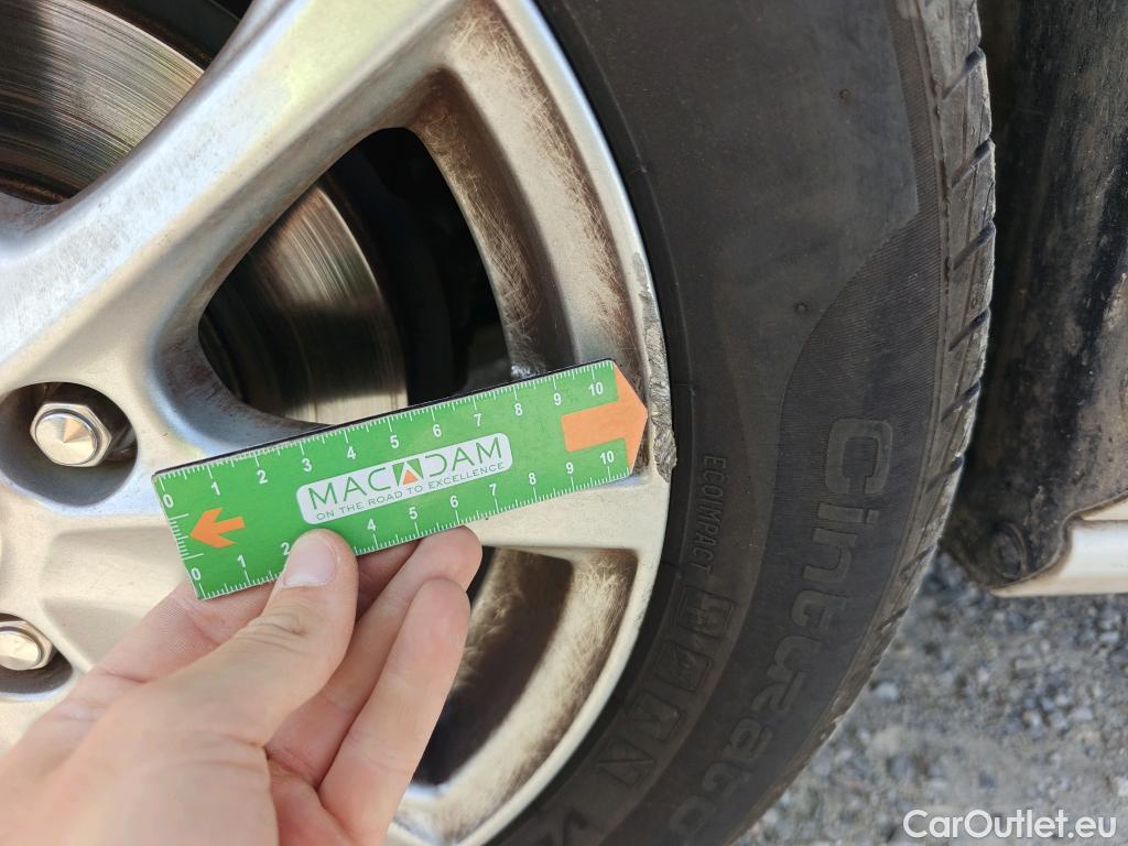  Ford  Fiesta FORD  5p 7G berlina con portón 1.5 TDCi 63kW Trend+ 5p #12