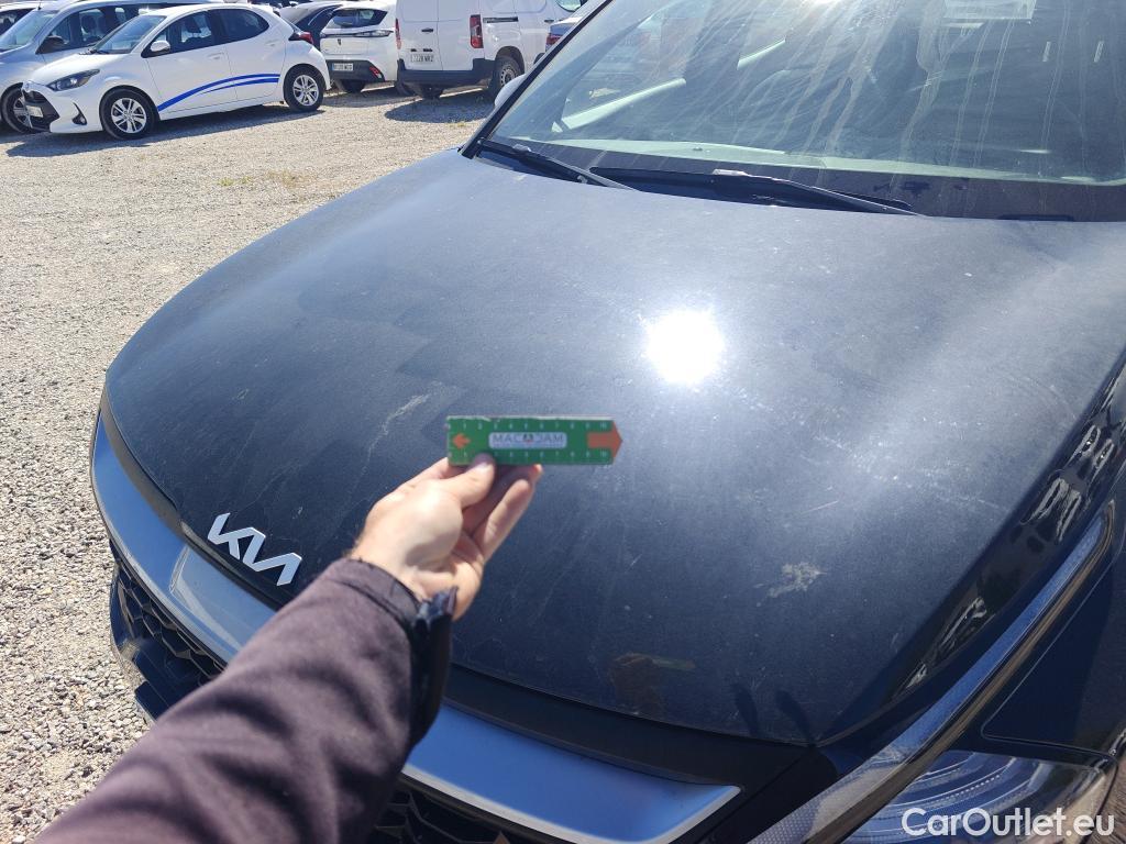  KIA  Sportage KIA  / 2022 / 5P / todoterreno 1.6 T-GDi 110kW (150CV) Concept 4x2 #81