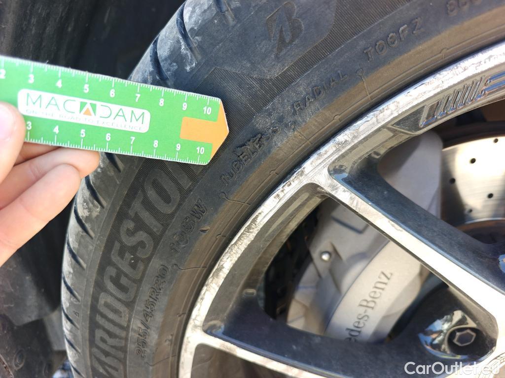  Mercedes  G-Klasee Clase GLC GLC 300 de 4Matic 2.0 AMG Line 305CV AT9 E6d #Opcionales 8950 €# #10