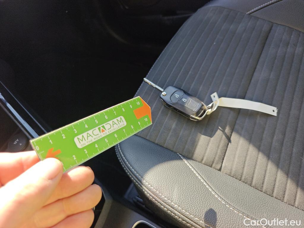  Ford   ECOSPORT FORD / 2017 / 5P / todoterreno 1.0T EcoBoost 92kW (125CV) S&S Titanium #2