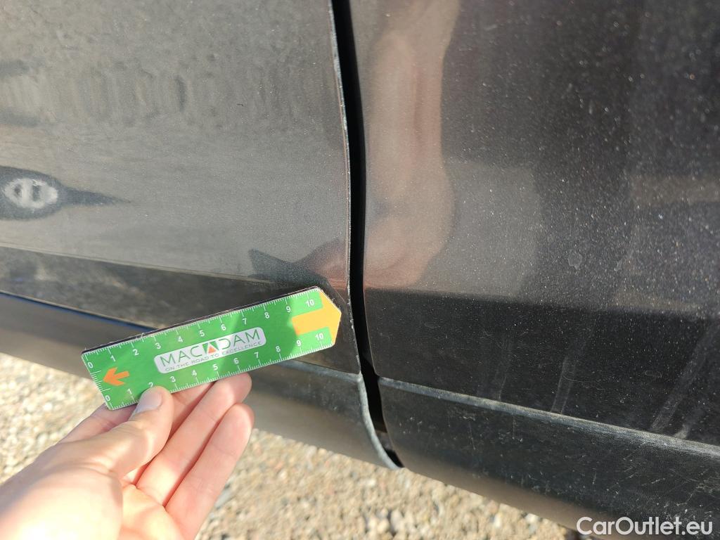  Nissan  Qashqai NISSAN  / 2017 / 5P / todoterreno dCi 85 kW (115 CV) E6D ACENTA #21