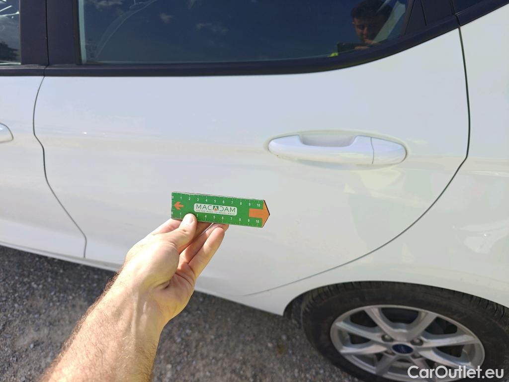  Ford  Fiesta FORD  5p 7G berlina con portón 1.5 TDCi 63kW Trend+ 5p #19