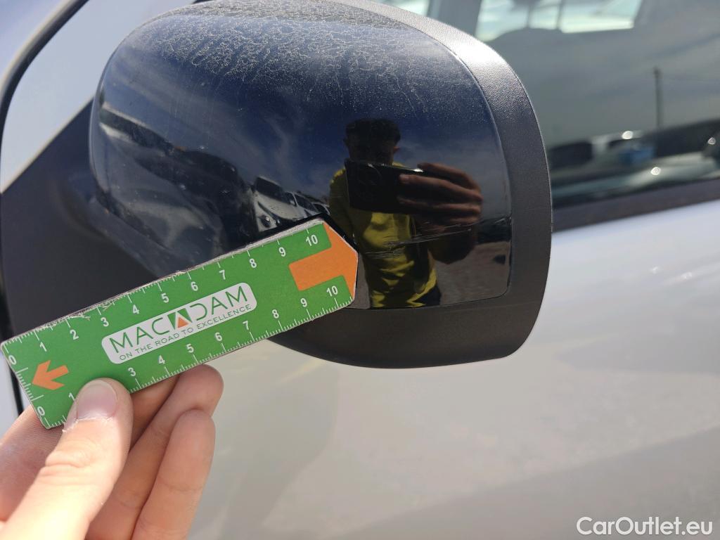  Dacia  Lodgy DACIA  / 2012 / 5P / monovolumen compacto Comfort Blue dCi 70kW (95CV) 5Pl - 18 #54