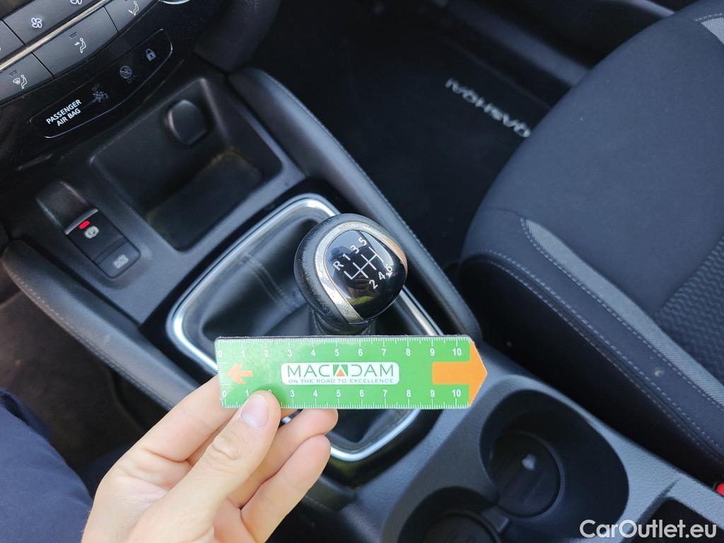  Nissan  Qashqai NISSAN  / 2017 / 5P / todoterreno dCi 85 kW (115 CV) E6D ACENTA #27