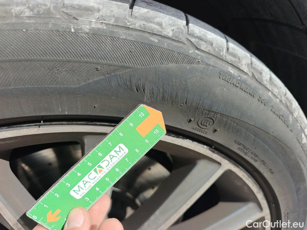  Mercedes  G-Klasee MERCEDES-BENZ Clase GLC / 2019 / 5P / todoterreno GLC 220 d 4MATIC #2