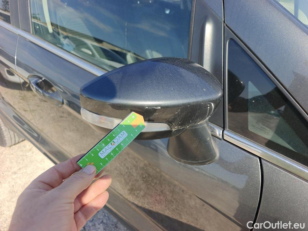  Ford   ECOSPORT FORD / 2017 / 5P / todoterreno 1.0T EcoBoost 92kW (125CV) S&S Titanium #38