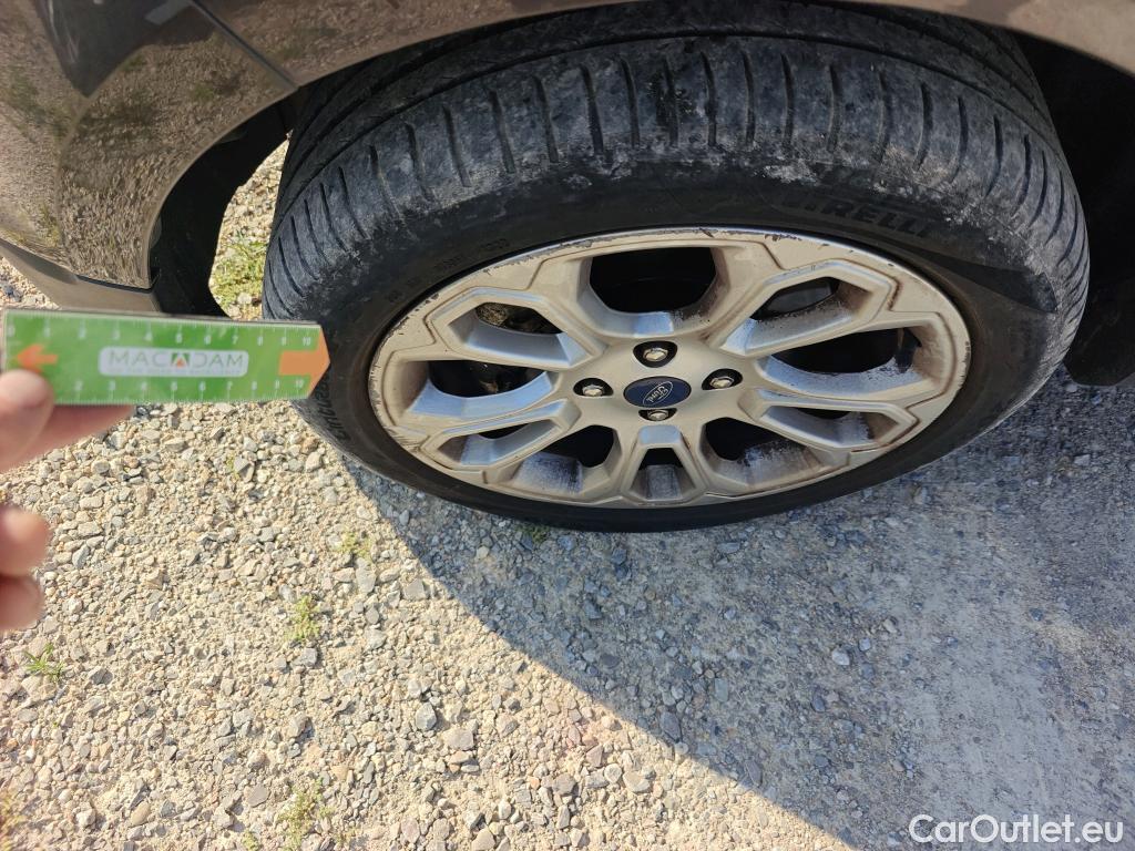  Ford   ECOSPORT FORD / 2017 / 5P / todoterreno 1.0T EcoBoost 92kW (125CV) S&S Titanium #23