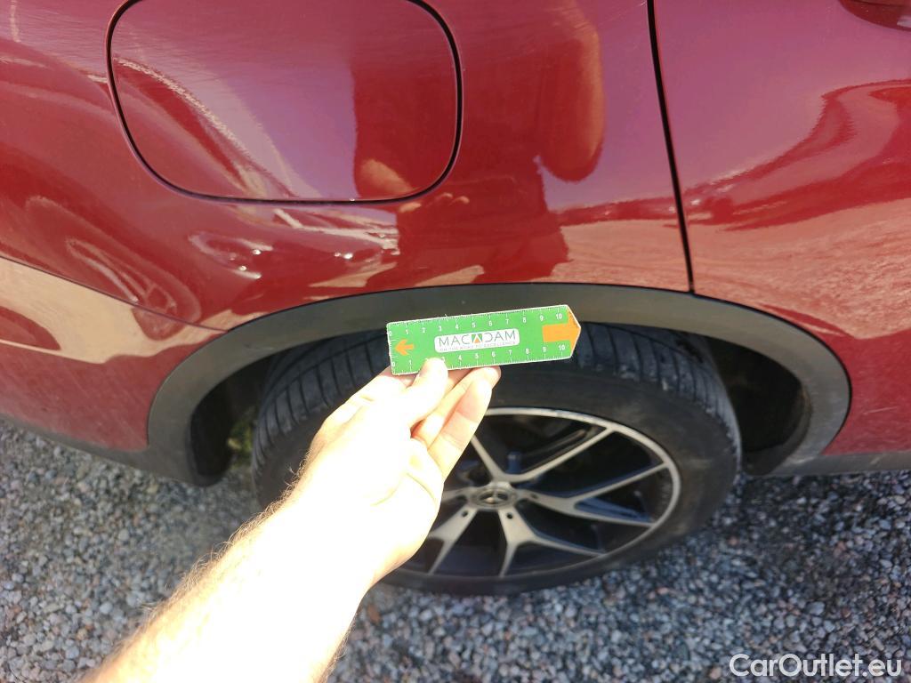  Mercedes  G-Klasee Clase GLC GLC 300 de 4Matic 2.0 AMG Line 305CV AT9 E6d #Opcionales 8950 €# #49