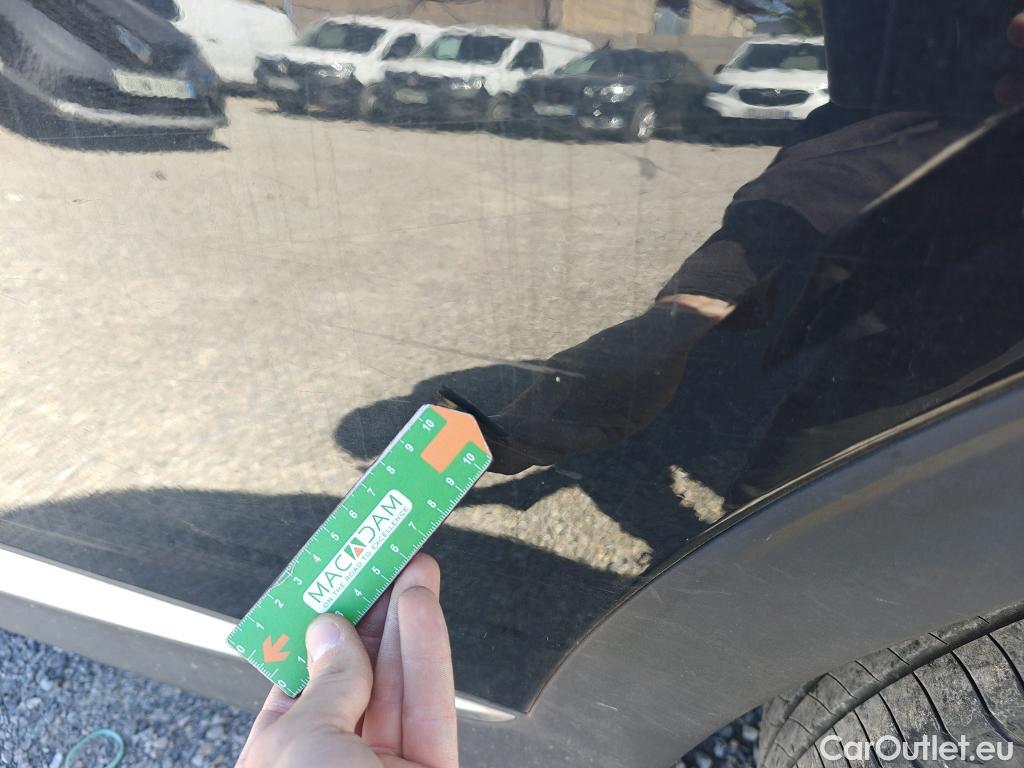  KIA  Sportage KIA  / 2022 / 5P / todoterreno 1.6 T-GDi 110kW (150CV) Concept 4x2 #51