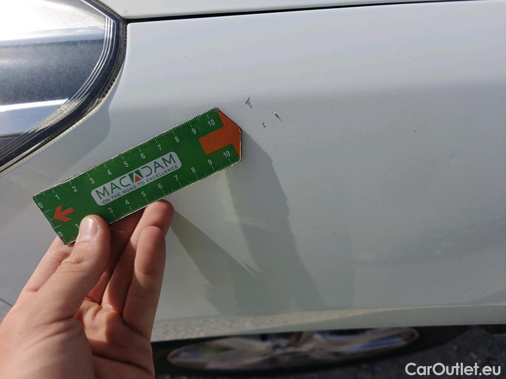  Ford  Fiesta FORD  5p 7G berlina con portón 1.5 TDCi 63kW Trend+ 5p #40