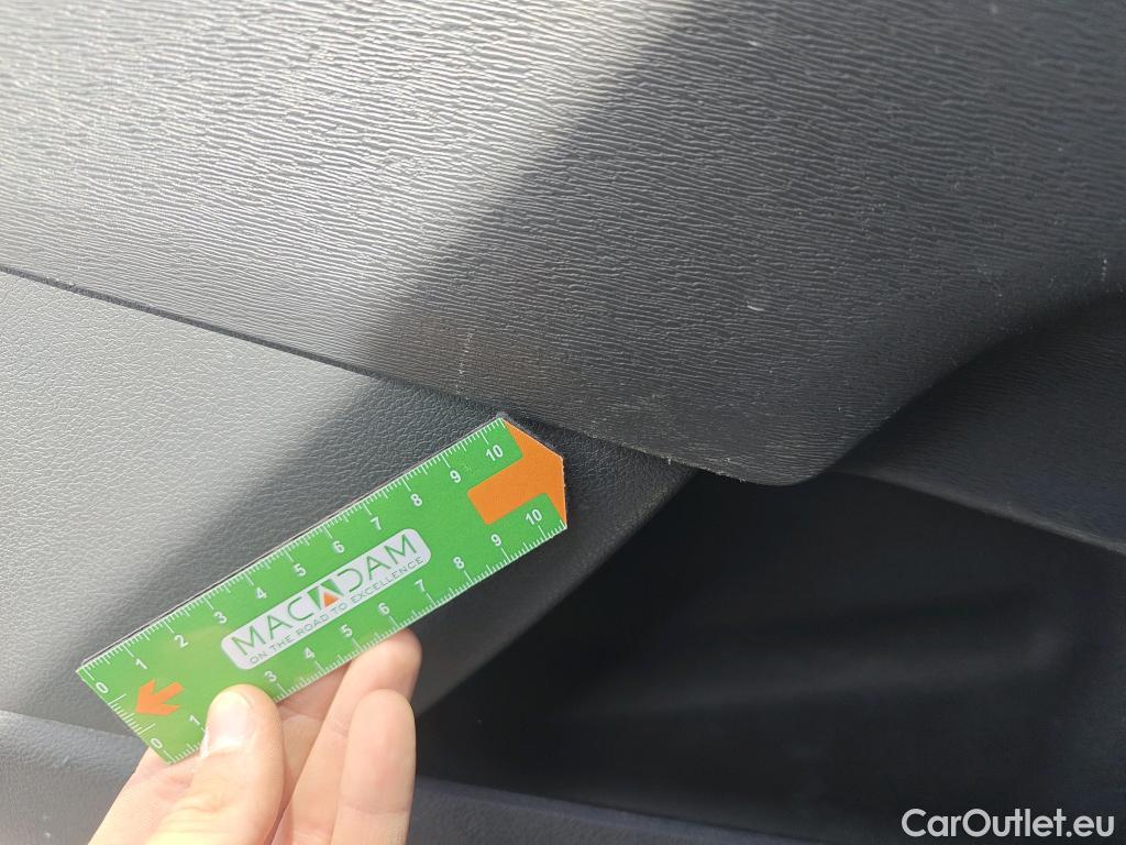  Dacia  Lodgy DACIA  / 2012 / 5P / monovolumen compacto Comfort Blue dCi 70kW (95CV) 5Pl - 18 #37