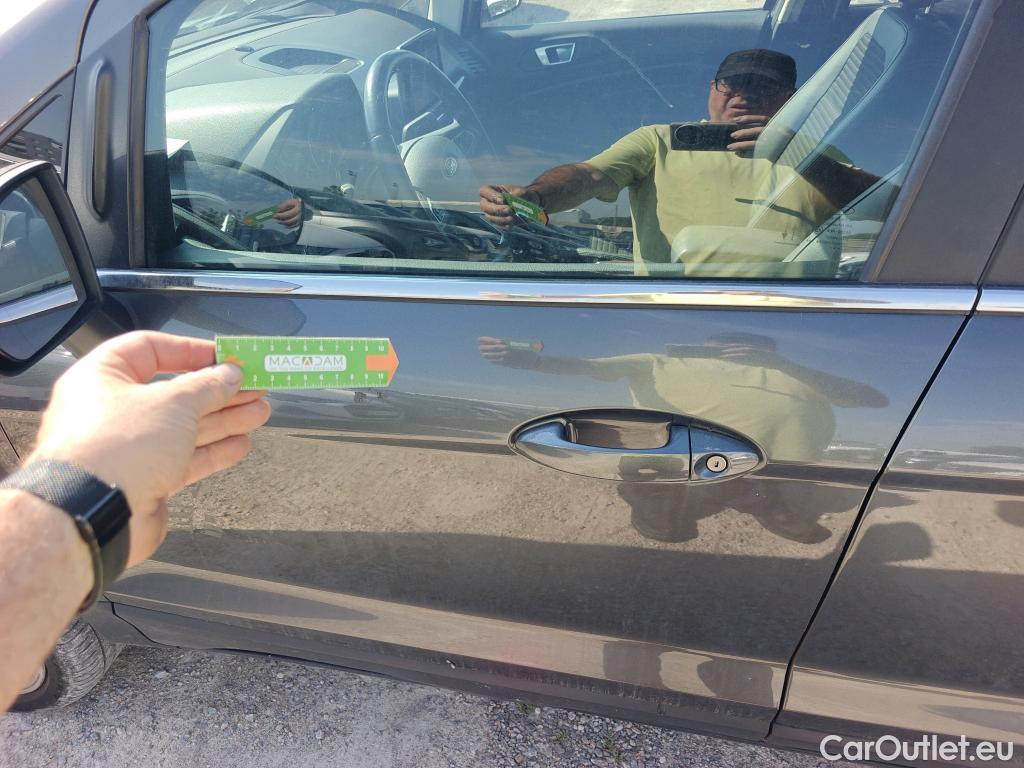  Ford   ECOSPORT FORD / 2017 / 5P / todoterreno 1.0T EcoBoost 92kW (125CV) S&S Titanium #26