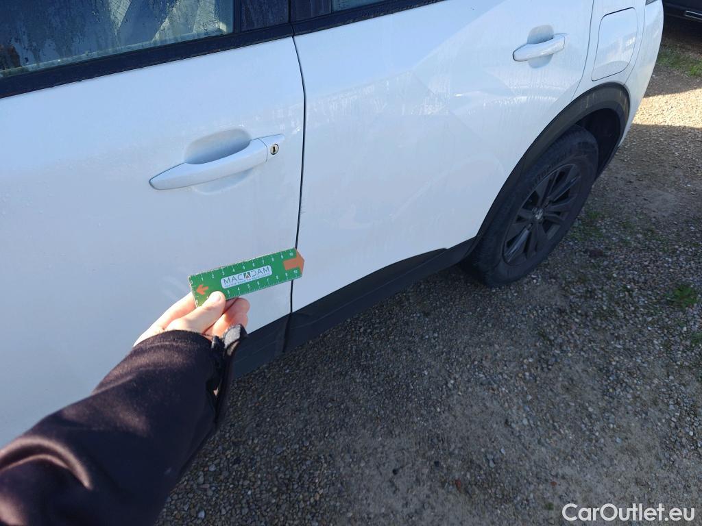  Peugeot  2008 PEUGEOT  / 2019 / 5P / todoterreno Active Pack BlueHDI 81kW (110CV) #5