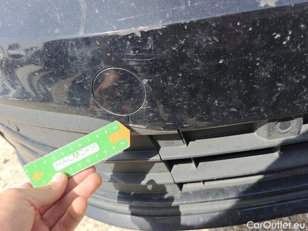  Volkswagen  Golf  VOLKSWAGEN / 2020 / 5P / familiar Life 2.0 TDI 85kW (115CV) DSG Variant #24