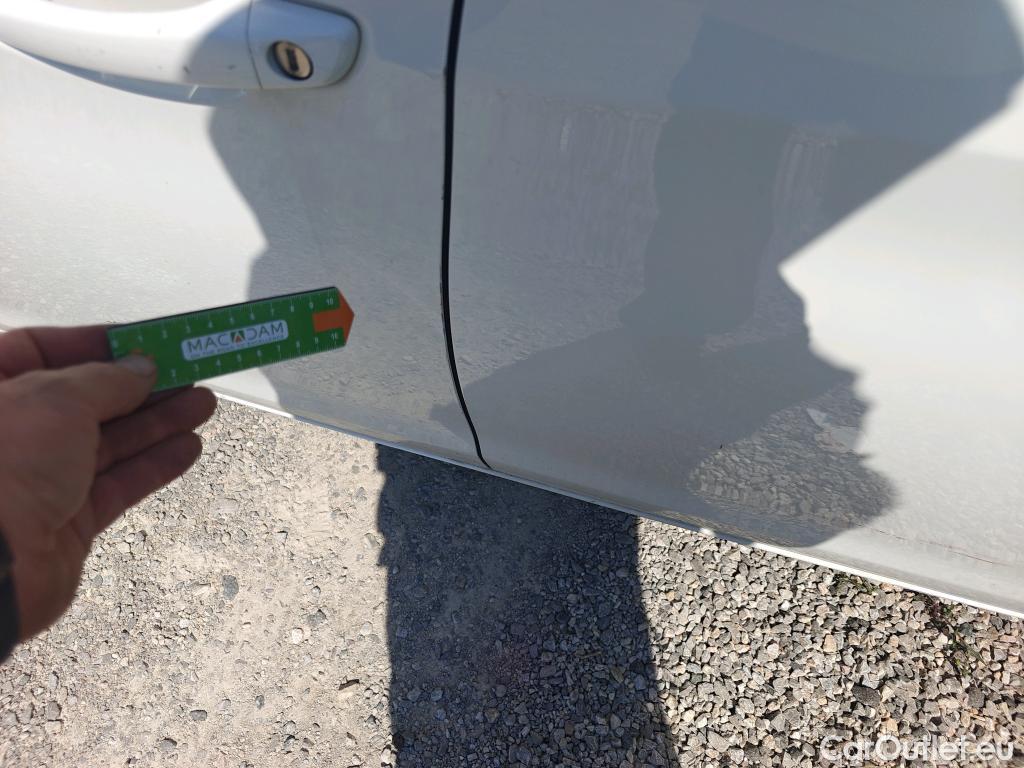  Peugeot  308 PEUGEOT  / 2017 / 5P / familiar SW Active Pack BlueHDi 130 S&S #14