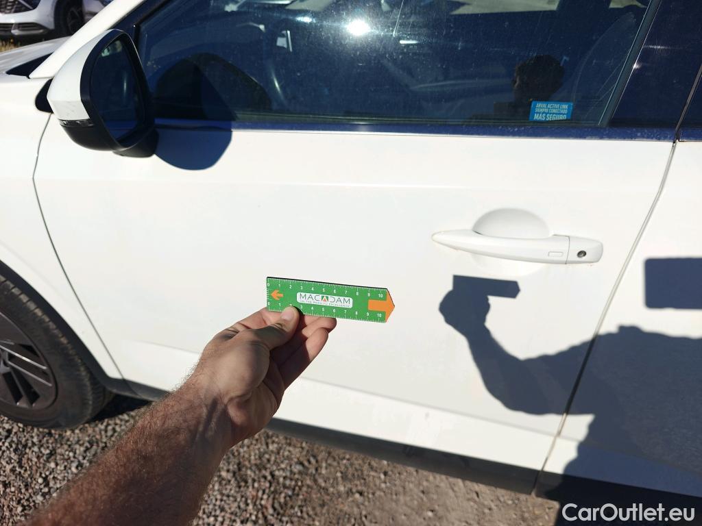  Nissan  Qashqai NISSAN  / 2021 / 5P / todoterreno DIG-T 103kW (140CV) mHEV 4x2 Acenta #29