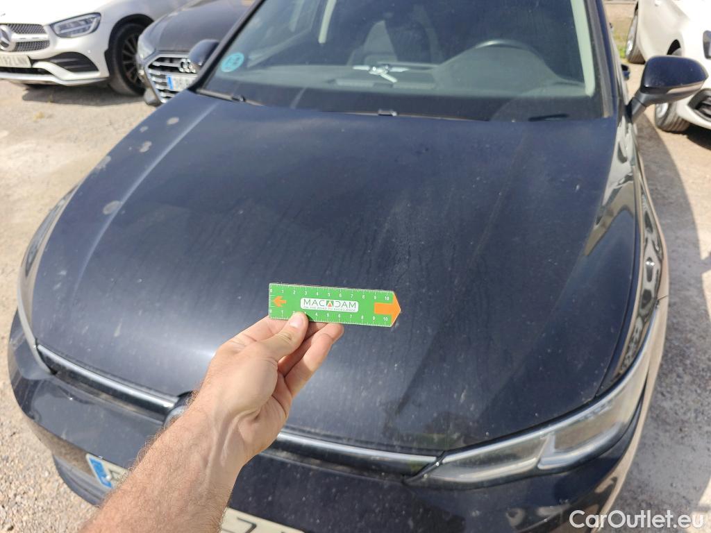  Volkswagen  Golf  VOLKSWAGEN / 2020 / 5P / familiar Life 2.0 TDI 85kW (115CV) DSG Variant #3