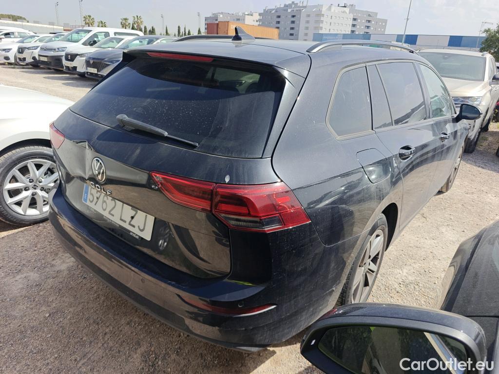  Volkswagen  Golf  VOLKSWAGEN / 2020 / 5P / familiar Life 2.0 TDI 85kW (115CV) DSG Variant #38