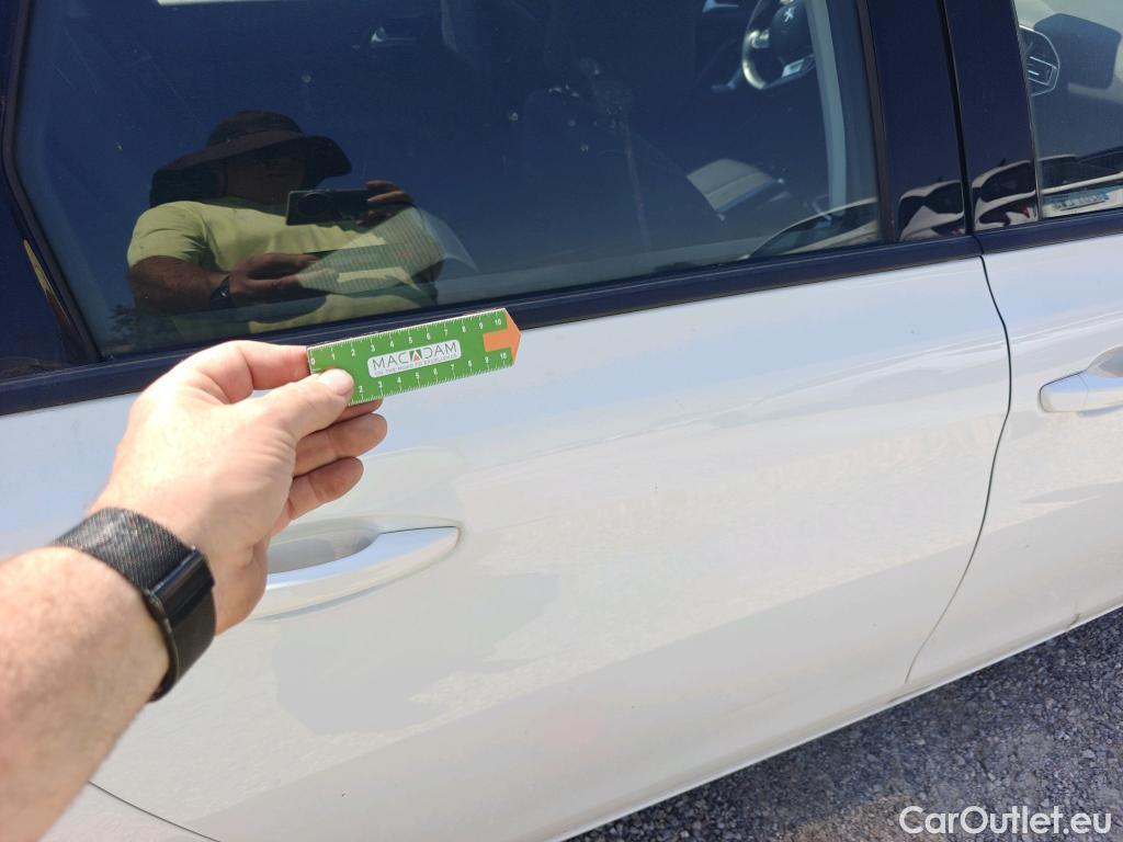  Peugeot  308 PEUGEOT  / 2017 / 5P / familiar SW Active Pack BlueHDi 130 S&S #7