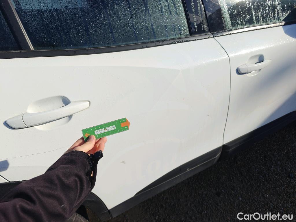  Peugeot  2008 PEUGEOT  / 2019 / 5P / todoterreno Active Pack BlueHDI 81kW (110CV) #4