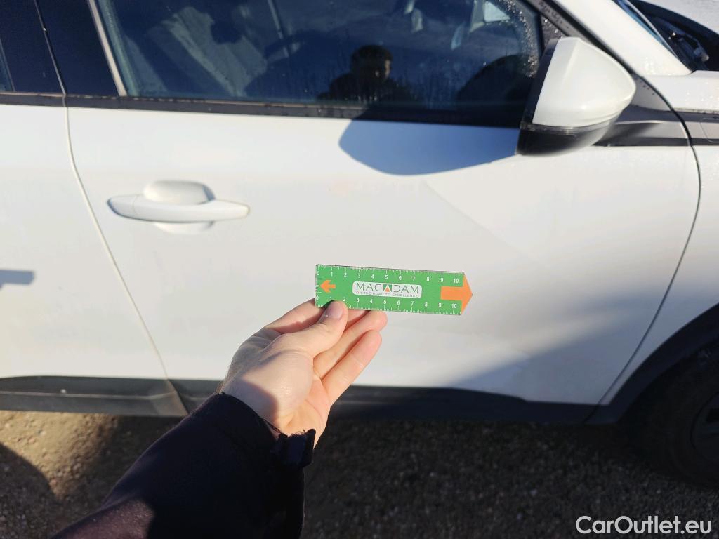  Peugeot  2008 PEUGEOT  / 2019 / 5P / todoterreno Active Pack BlueHDI 81kW (110CV) #8