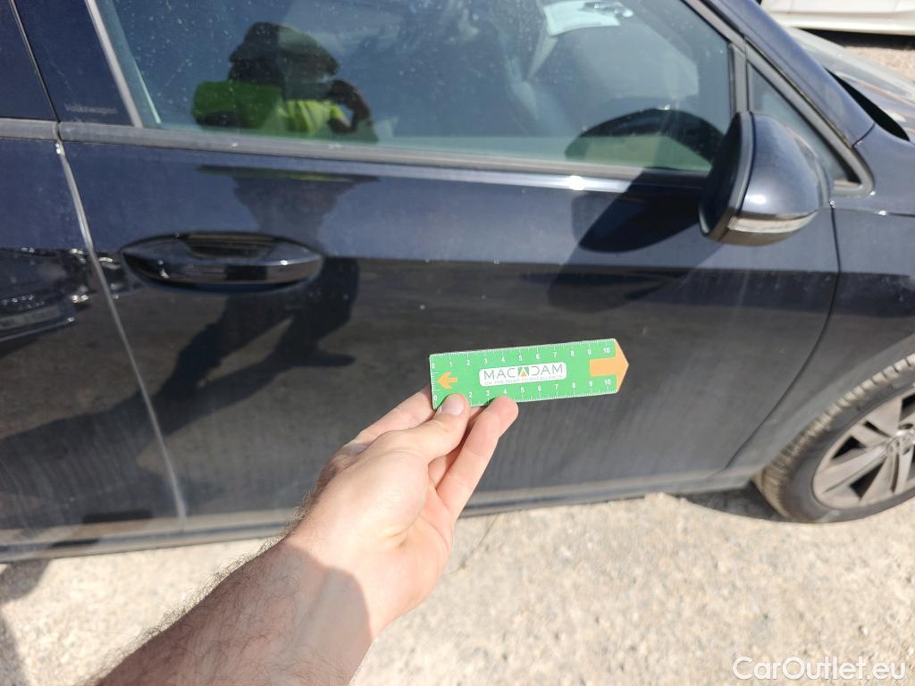  Volkswagen  Golf  VOLKSWAGEN / 2020 / 5P / familiar Life 2.0 TDI 85kW (115CV) DSG Variant #53