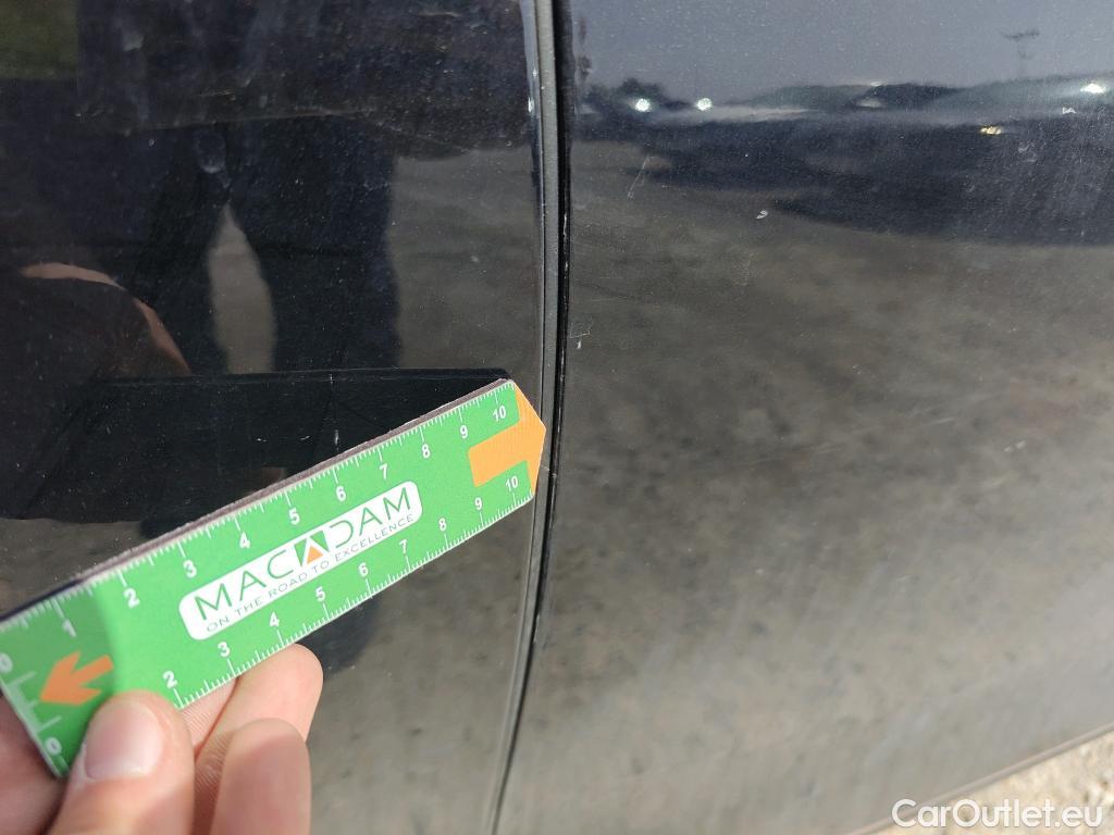  Volkswagen  Golf  VOLKSWAGEN / 2020 / 5P / familiar Life 2.0 TDI 85kW (115CV) DSG Variant #54