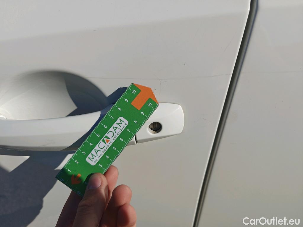  Nissan  Qashqai NISSAN  / 2021 / 5P / todoterreno DIG-T 103kW (140CV) mHEV 4x2 Acenta (AC5) #17