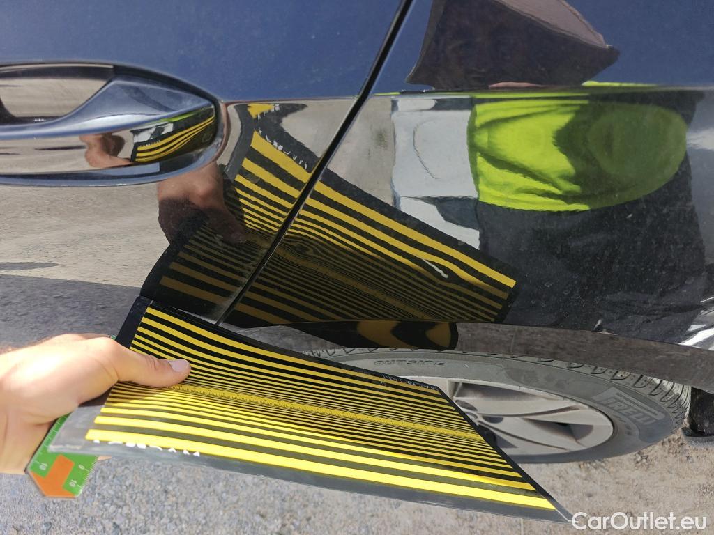  Volkswagen  Golf  VOLKSWAGEN / 2020 / 5P / familiar Life 2.0 TDI 85kW (115CV) DSG Variant #12