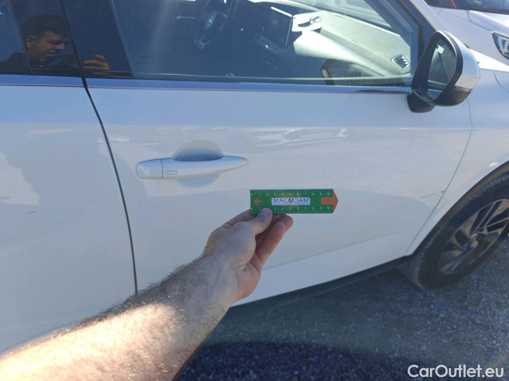  Nissan  Qashqai NISSAN  / 2021 / 5P / todoterreno DIG-T 103kW (140CV) mHEV 4x2 Acenta #3