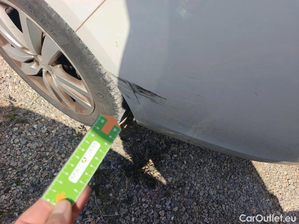  Peugeot  308 PEUGEOT  / 2017 / 5P / familiar SW Active Pack BlueHDi 130 S&S #25